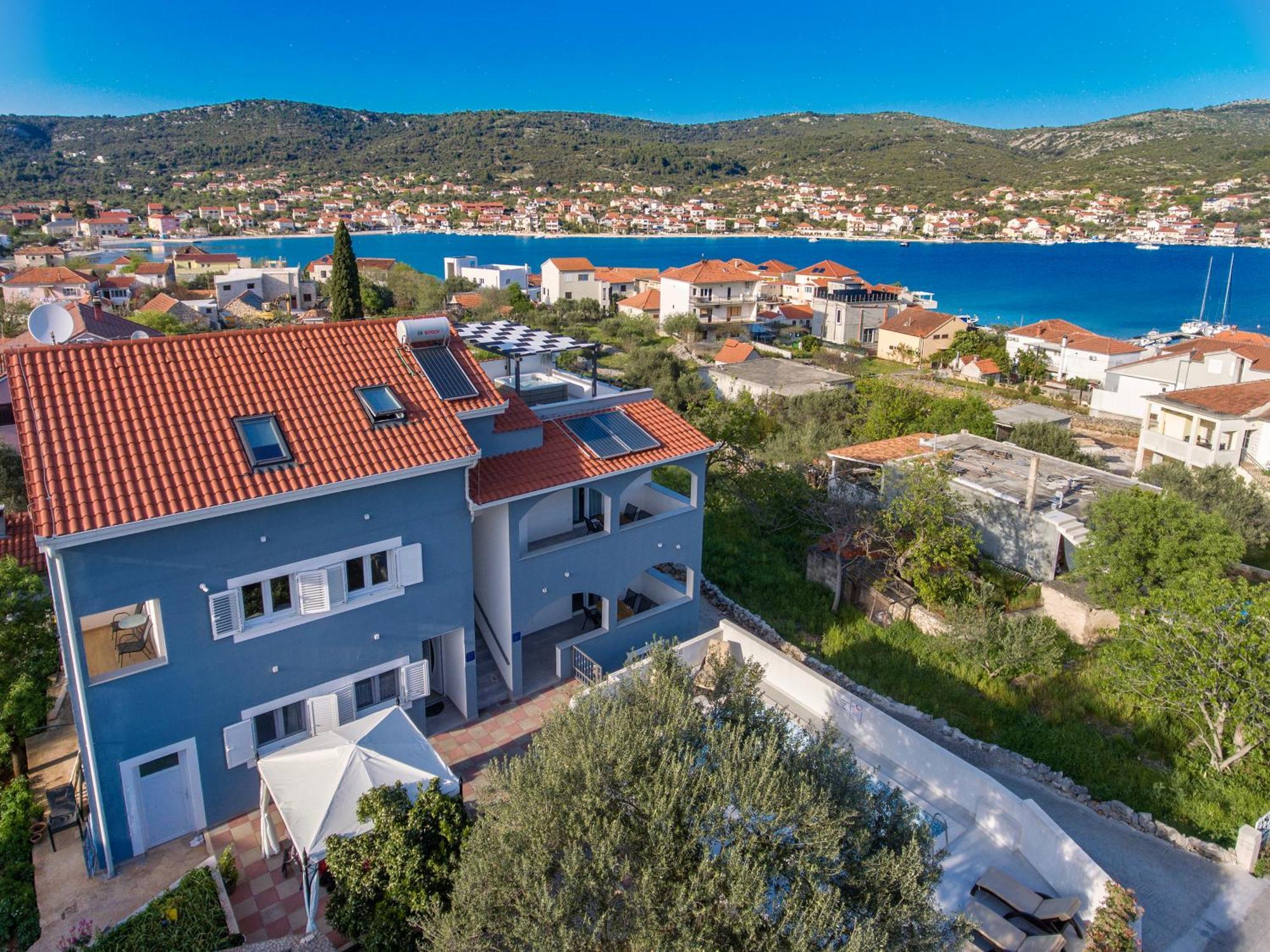 Villa Dalmatian Child With Swimming Pool, Close To The Beach Vinišće Exteriér fotografie